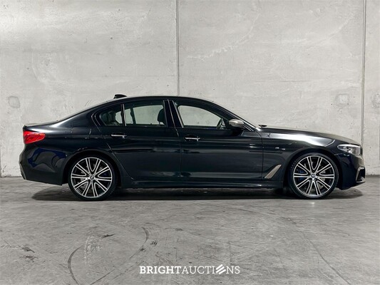 BMW M550i xDrive High Executive 462pk 2017 5-serie, L-483-SF