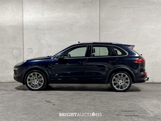 Porsche Cayenne 3.0 V6 S E-Hybrid 416pk 2014 (Origineel-NL), 1-ZDG-21