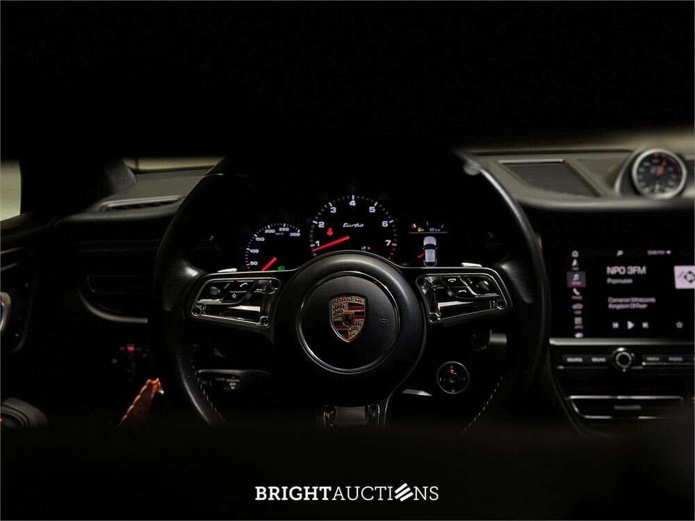Porsche Macan Turbo 2.9 V6 441pk 2020, J-177-TT