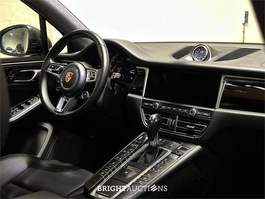 Porsche Macan Turbo 2.9 V6 441pk 2020, J-177-TT