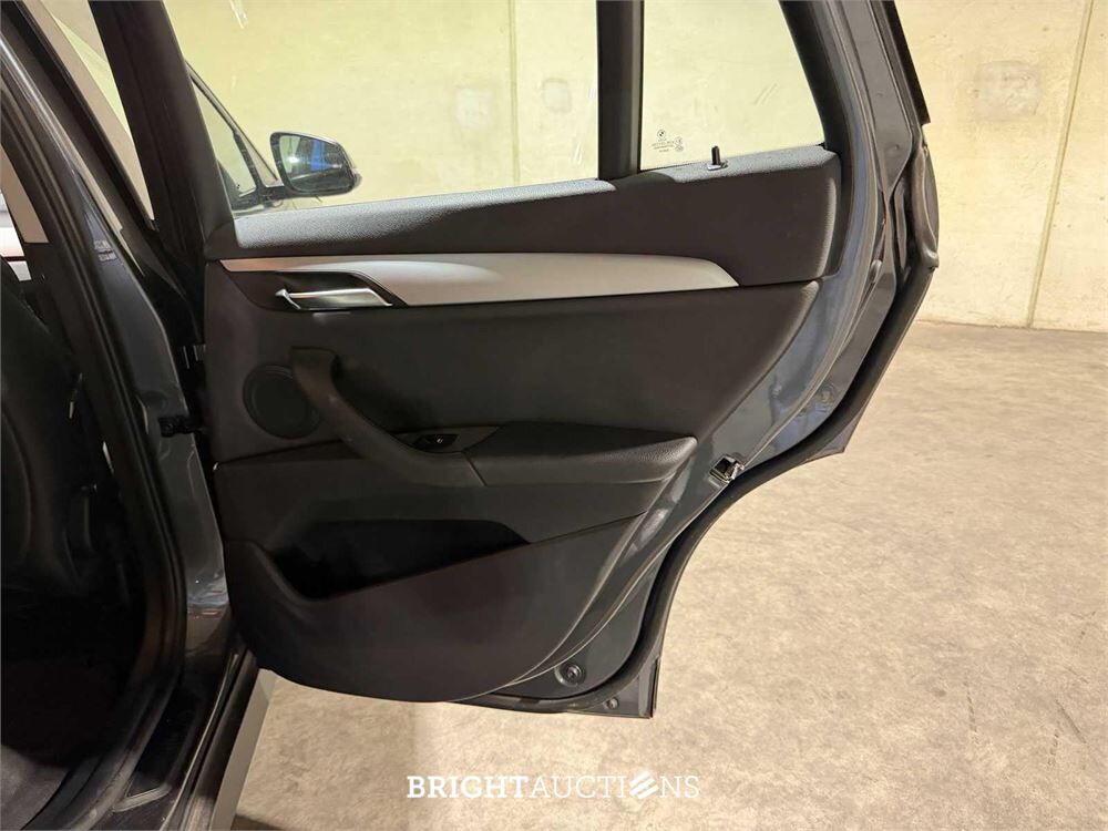 BMW X1 sDrive18i Centennial High Executive 134pk 2016, L-179-TT