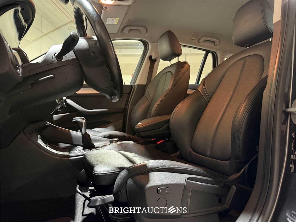BMW X1 sDrive18i Centennial High Executive 134pk 2016, L-179-TT