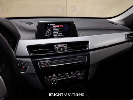 BMW X1 sDrive18i Centennial High Executive 134pk 2016, L-179-TT