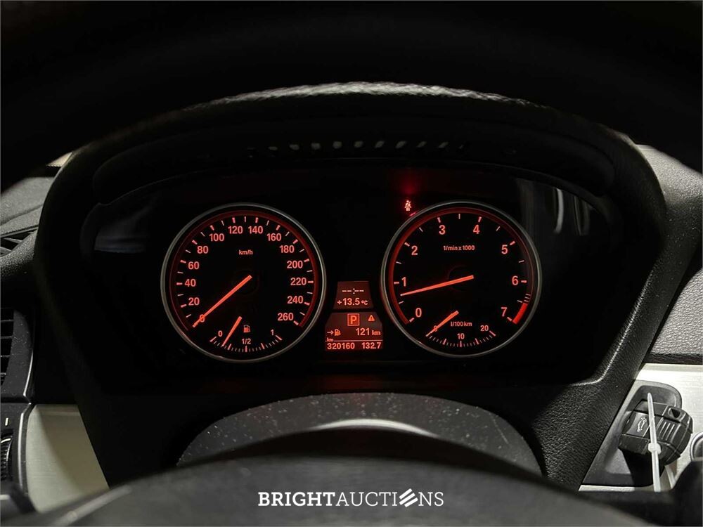 BMW X5 xDrive48i 4.8 V8 E70 355pk 2007, P-834-RB Youngtimer