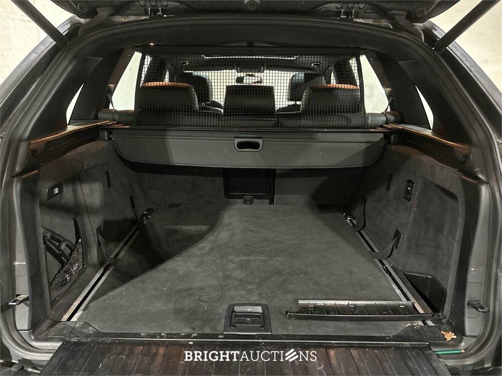 BMW X5 xDrive48i 4.8 V8 E70 355pk 2007, P-834-RB Youngtimer
