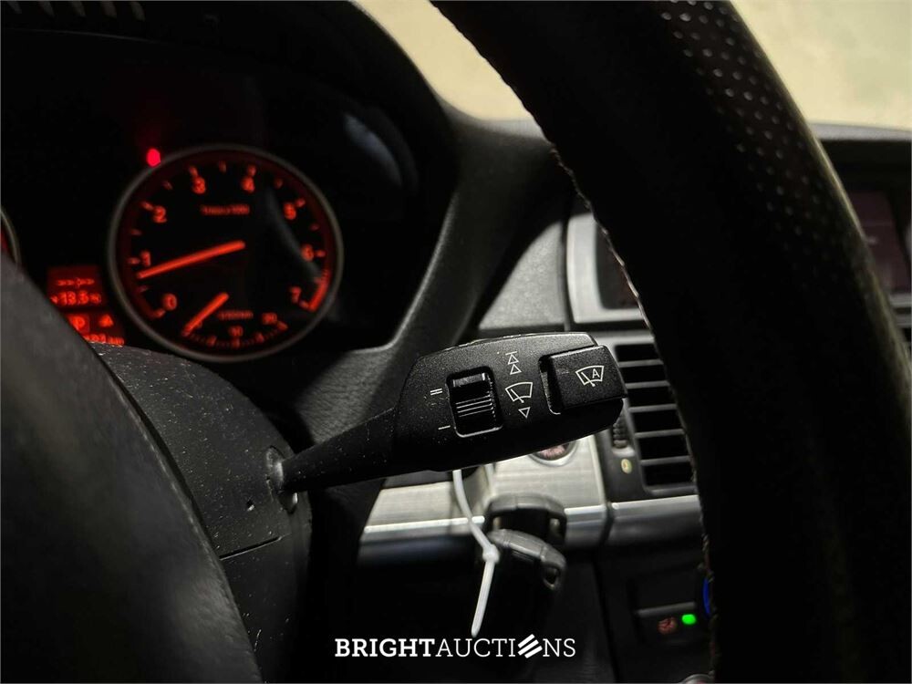 BMW X5 xDrive48i 4.8 V8 E70 355pk 2007, P-834-RB Youngtimer