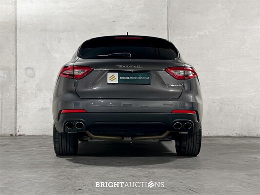 2017 Maserati Levante GranSport 3.0 V6 349 pk
