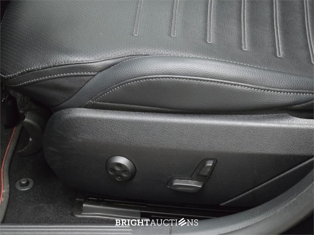 Mercedes-Benz C180 AMG Line 170pk 2022 C-klasse, HXL-66-L