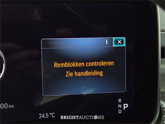 Mercedes-Benz C180 AMG Line 170pk 2022 C-klasse, HXL-66-L