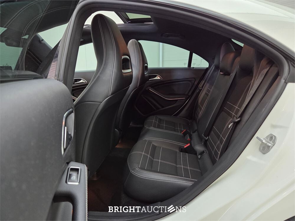 Mercedes-Benz CLA180 123pk 2015 CLA-Klasse, N-264-XV