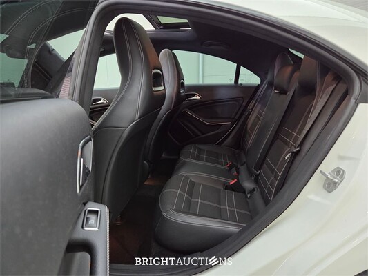 Mercedes-Benz CLA180 123pk 2015 CLA-Klasse, N-264-XV
