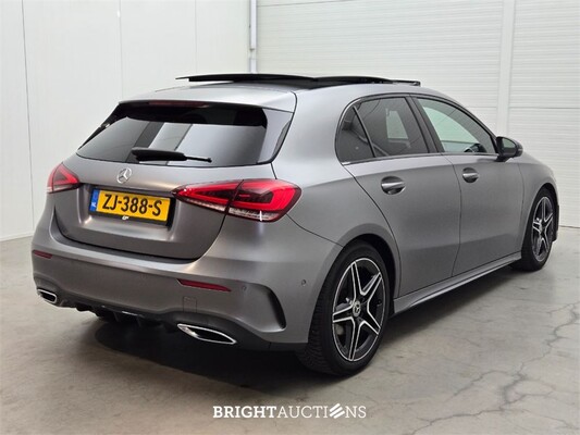 Mercedes-Benz A180 Business Solution AMG Night Upgrade 136pk 2019 (Origineel-NL) A-klasse, ZJ-388-S