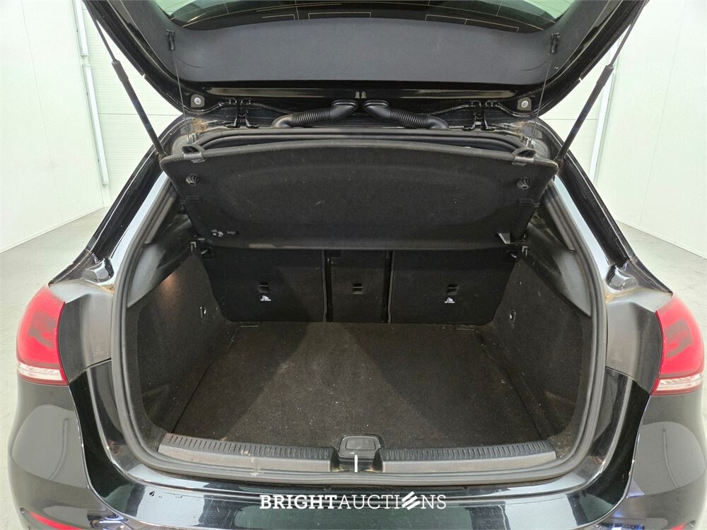 Mercedes-Benz A180 Business Solution Luxury 136pk 2020 (Origineel-NL) A-klasse, J-751-TB