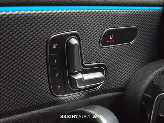 Mercedes-Benz A180 Business Solution Luxury 136pk 2020 (Origineel-NL) A-klasse, J-751-TB