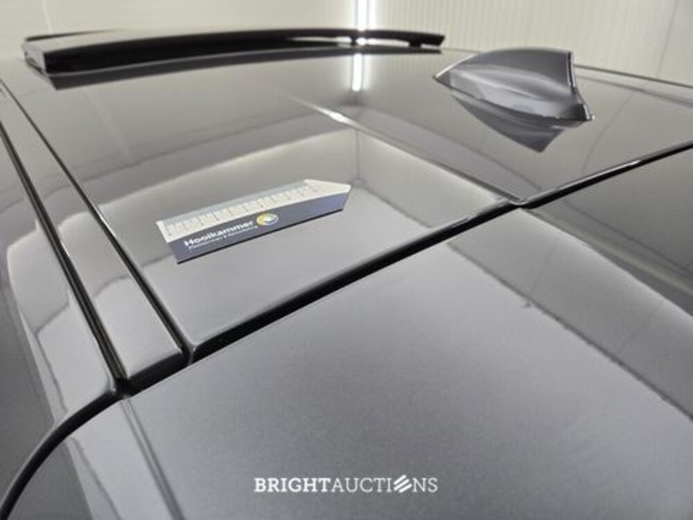 BMW 118i 1-serie Executive Edition 140pk 2020 (Origineel-NL) 1-Serie, J-897-BH