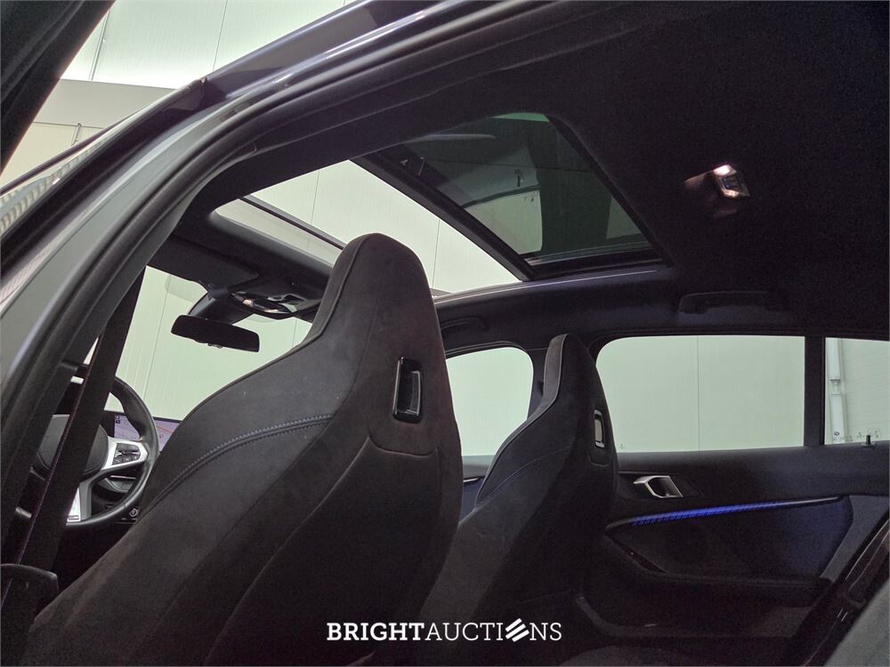 BMW 118i 1-serie Executive Edition 140pk 2020 (Origineel-NL) 1-Serie, J-897-BH