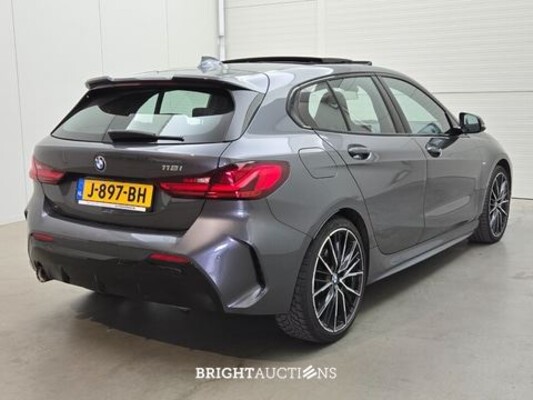 BMW 118i 1-serie Executive Edition 140pk 2020 (Origineel-NL) 1-Serie, J-897-BH