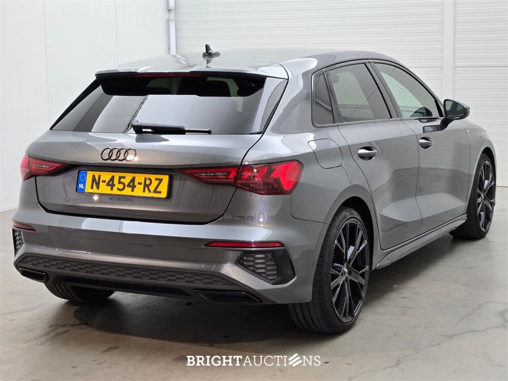 Audi A3 Sportback 30 S edition TFSI 110pk 2021 (Origineel-NL), N-454-RZ