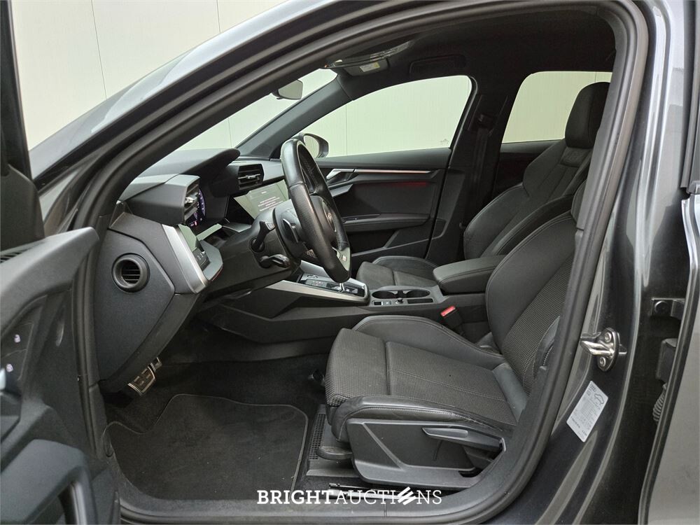 Audi A3 Sportback 30 S edition TFSI 110pk 2021 (Origineel-NL), N-454-RZ