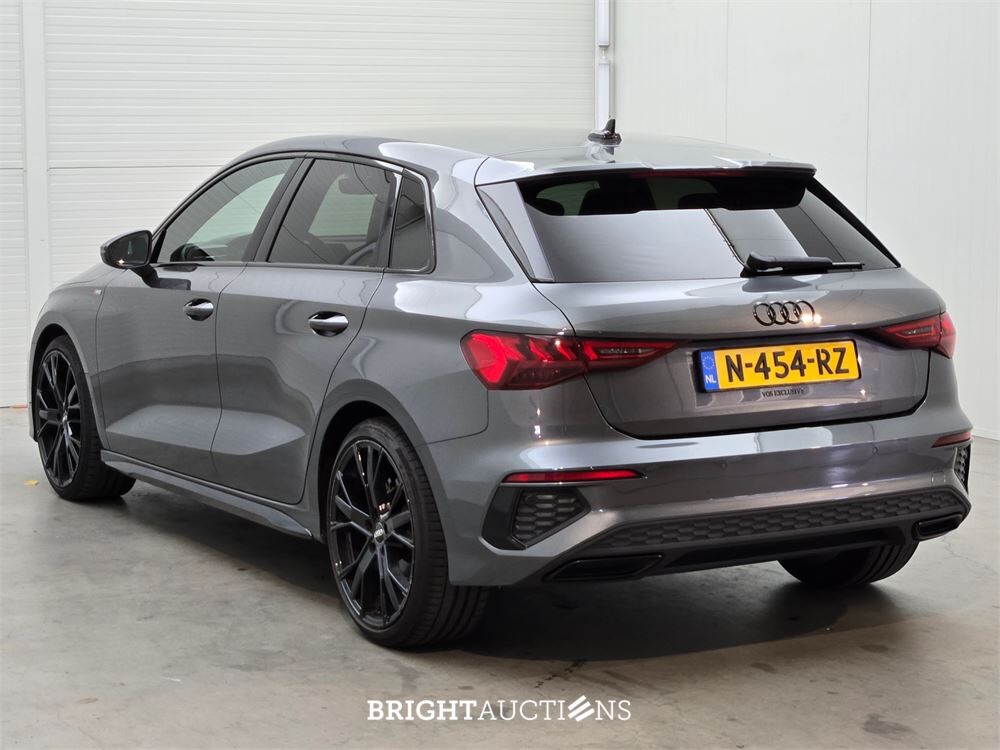 Audi A3 Sportback 30 S edition TFSI 110pk 2021 (Origineel-NL), N-454-RZ
