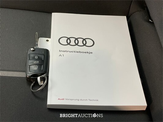Audi A1 Sportback 25 Pro Line TFSI 95pk 2021 (Origineel-NL), K-395-SP