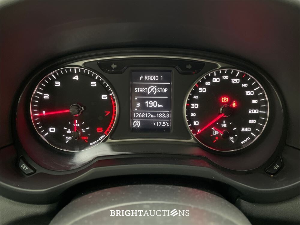 Audi A1 Sportback Adrenalin 1.0 TFSI 95pk 2015 (Origineel-NL), HG-765-R