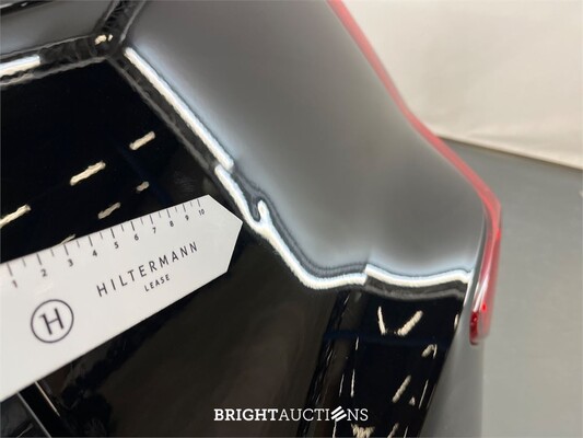 Volvo XC40 T5 Plug-in Hybrid Ultimate Dark 1.5 276pk 2023 (Origineel-NL), S-349-LF