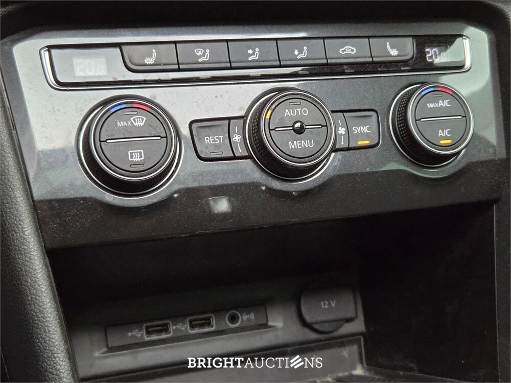 Volkswagen Tiguan ACT Highline Business R 1.5 TSI 150pk 2019 (Origineel-NL), G-894-FL