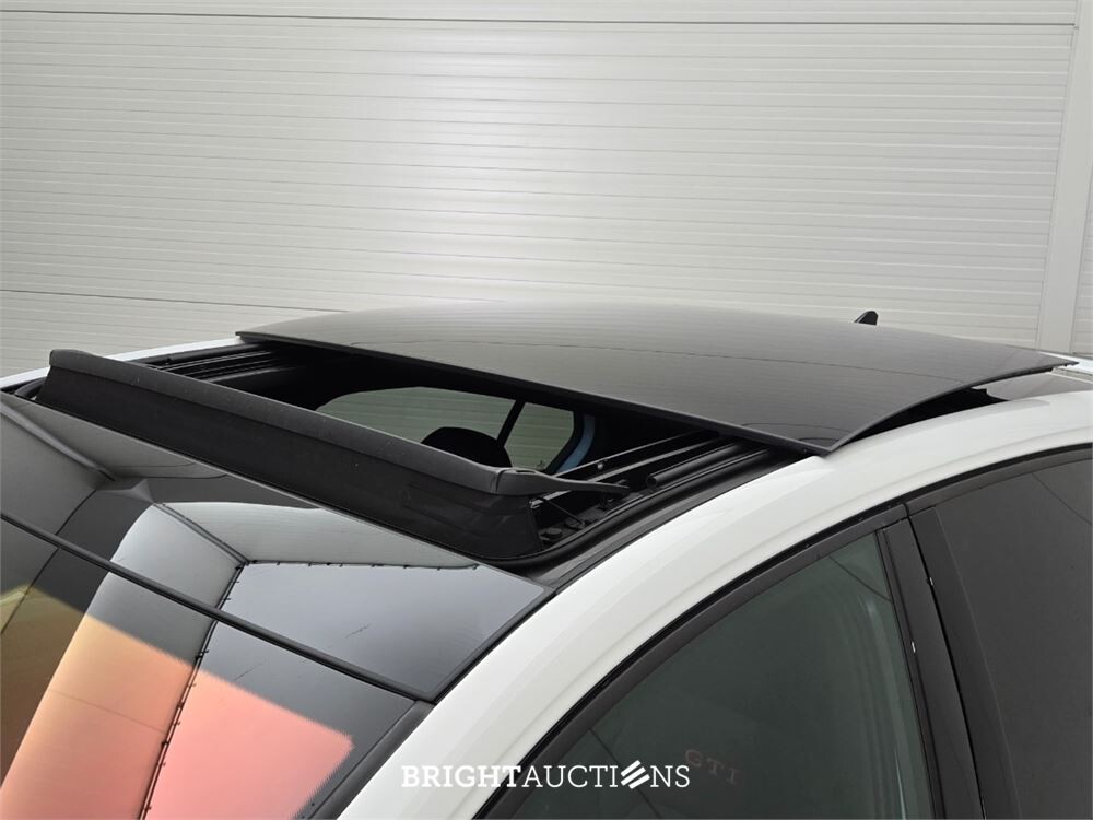 Volkswagen Golf GTI 2.0 TSI 301pk 2021, GBH-77-T