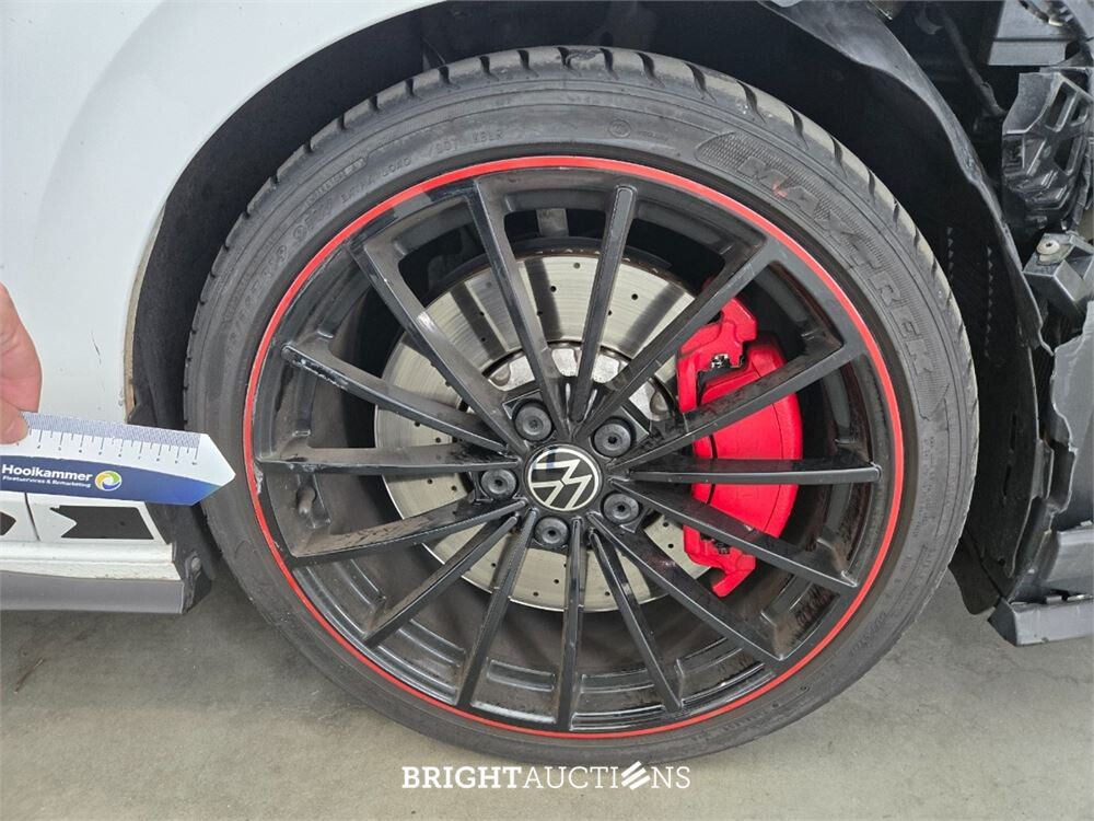 Volkswagen Golf GTI 2.0 TSI 301pk 2021, GBH-77-T