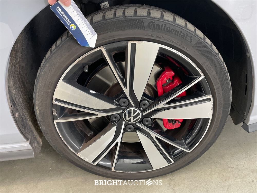 Volkswagen Golf eHybrid GTE 1.4 258pk 2021 (Origineel-NL), L-361-GS