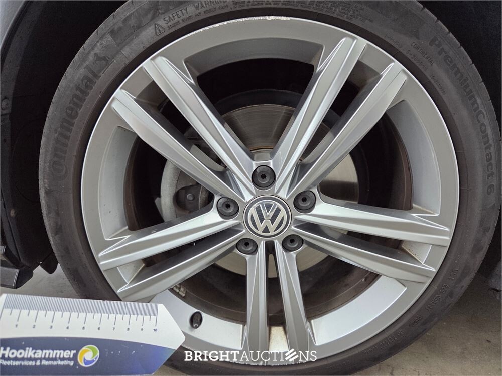 Volkswagen Golf Highline Business R 1.5 TSI 150pk 2017, GTH-50-Z