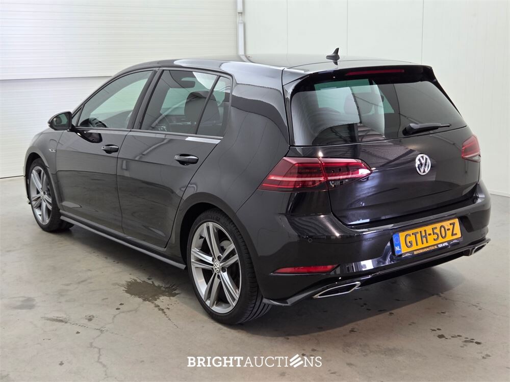 Volkswagen Golf Highline Business R 1.5 TSI 150pk 2017, GTH-50-Z