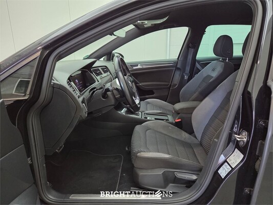 Volkswagen Golf Highline Business R 1.5 TSI 150pk 2017, GTH-50-Z