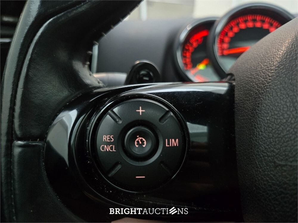 MINI Countryman Cooper S ALL4 Chili 2.0 192pk 2018, T-526-DH