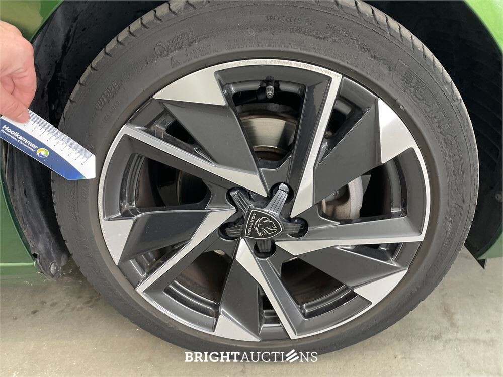 Peugeot 308 Allure Pack Business 1.2 PureTech 131pk 2022 (Origineel-NL), P-273-TR