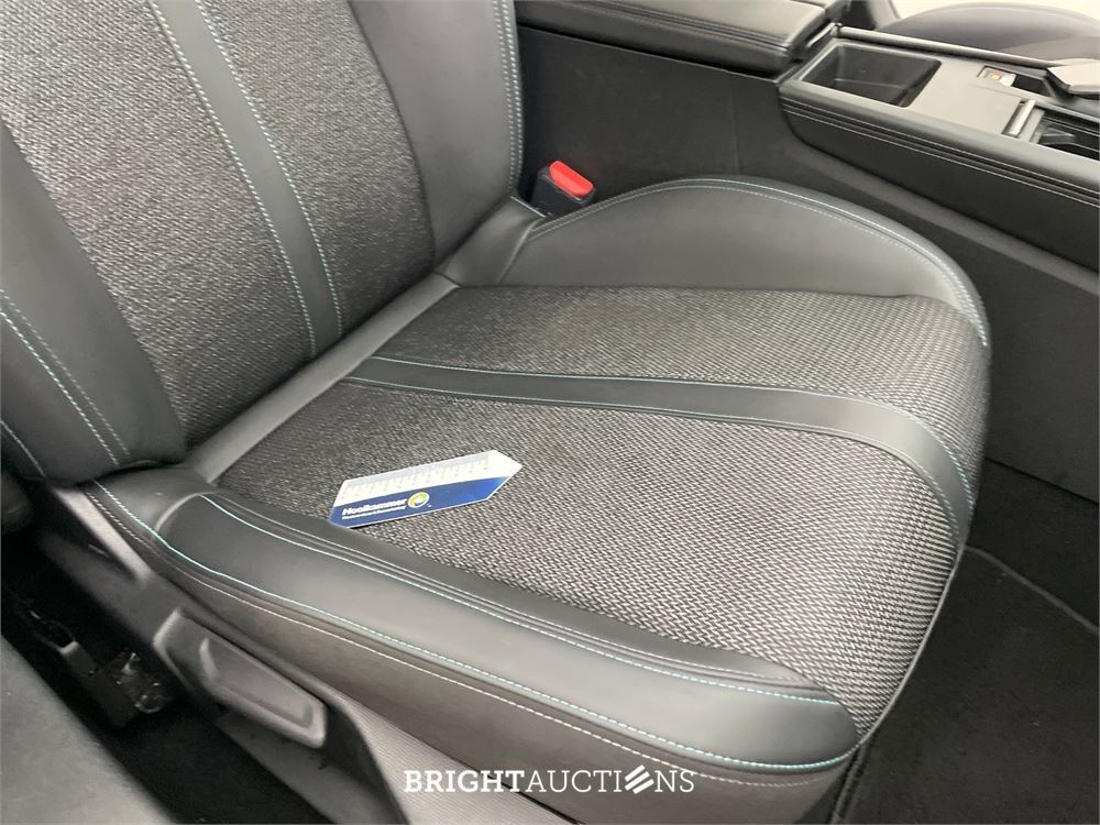 Peugeot 308 Allure Pack Business 1.2 PureTech 131pk 2022 (Origineel-NL), P-273-TR
