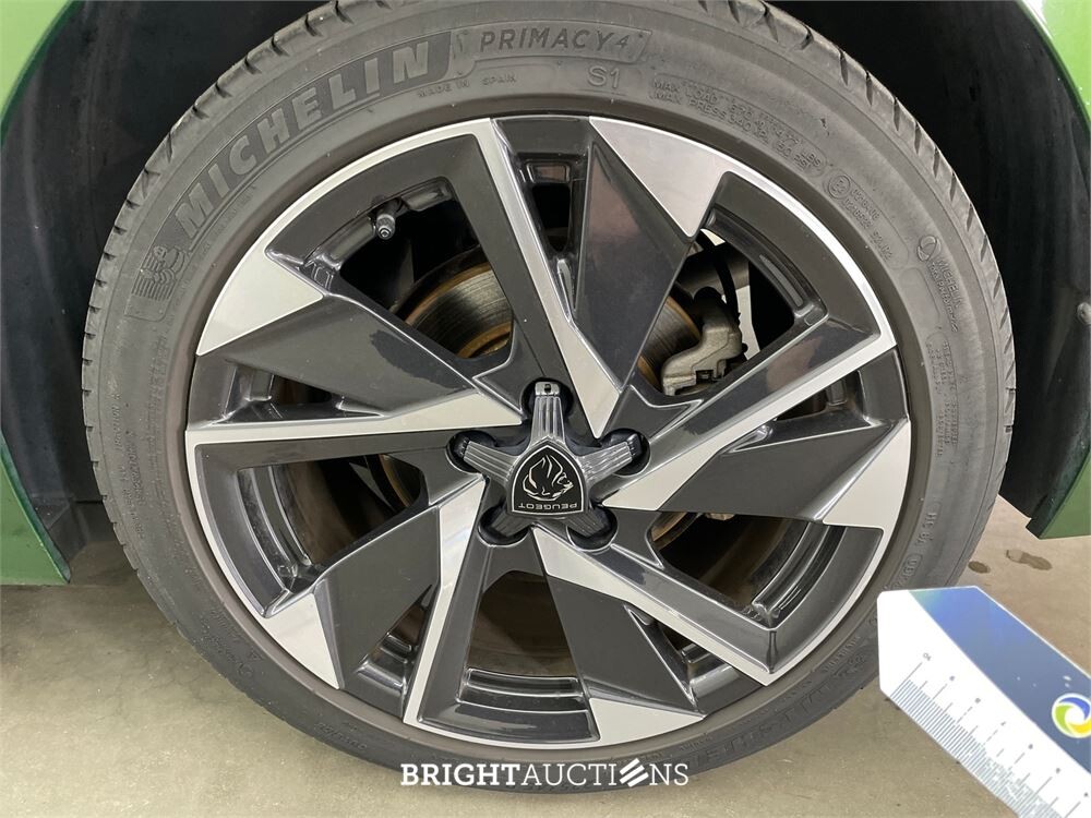 Peugeot 308 Allure Pack Business 1.2 PureTech 131pk 2022 (Origineel-NL), P-273-TR