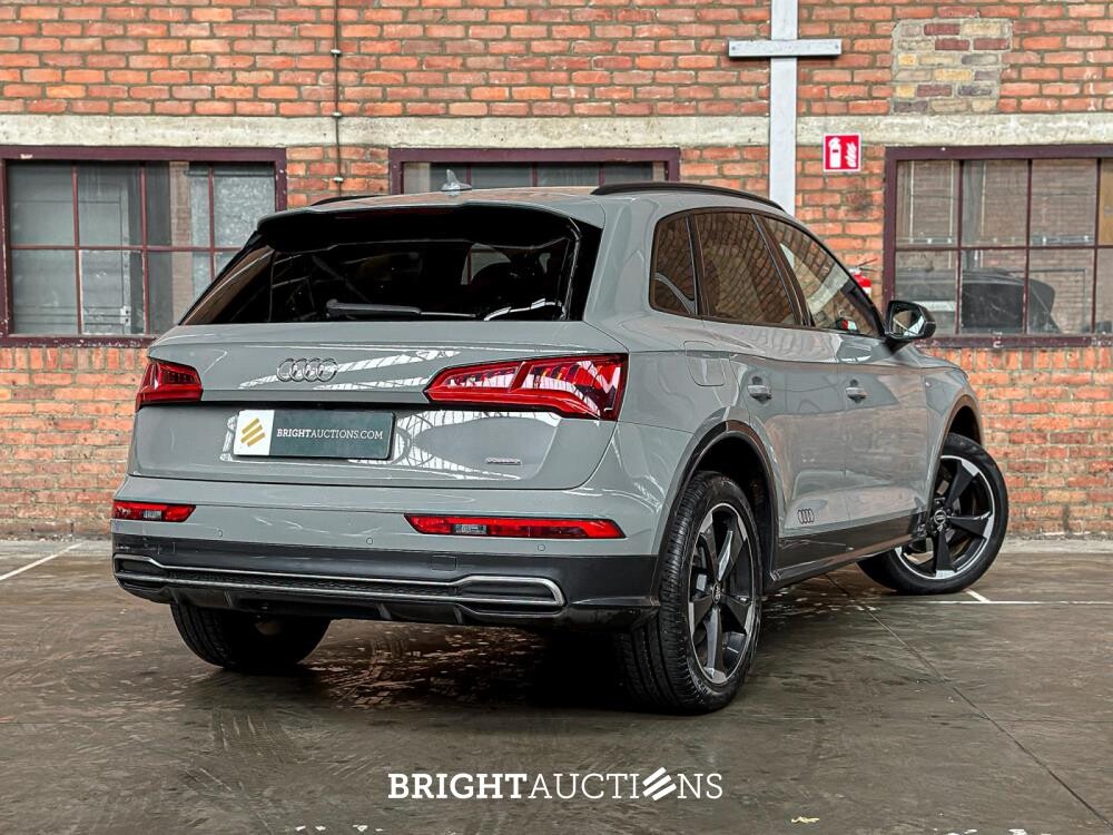 Audi Q5 2.0 TFSI Quattro Sport S Line Black Edition 252pk 2018 (niederländische Ausführung + Erstbesitz), TT-931-B