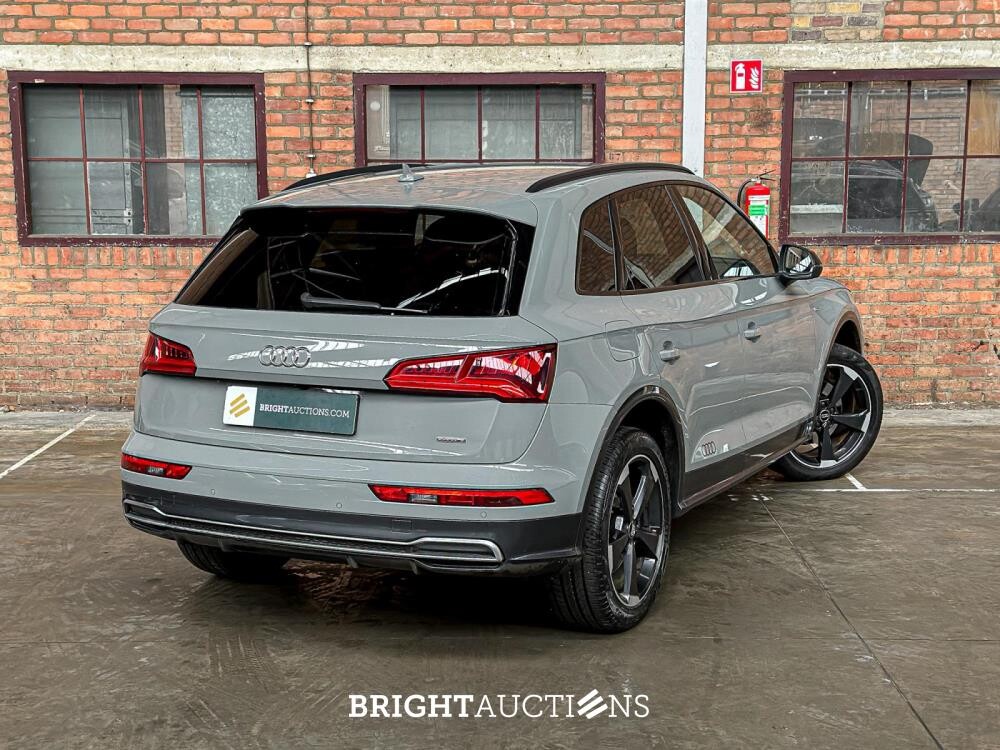 Audi Q5 2.0 TFSI Quattro Sport S Line Black Edition 252pk 2018 (niederländische Ausführung + Erstbesitz), TT-931-B
