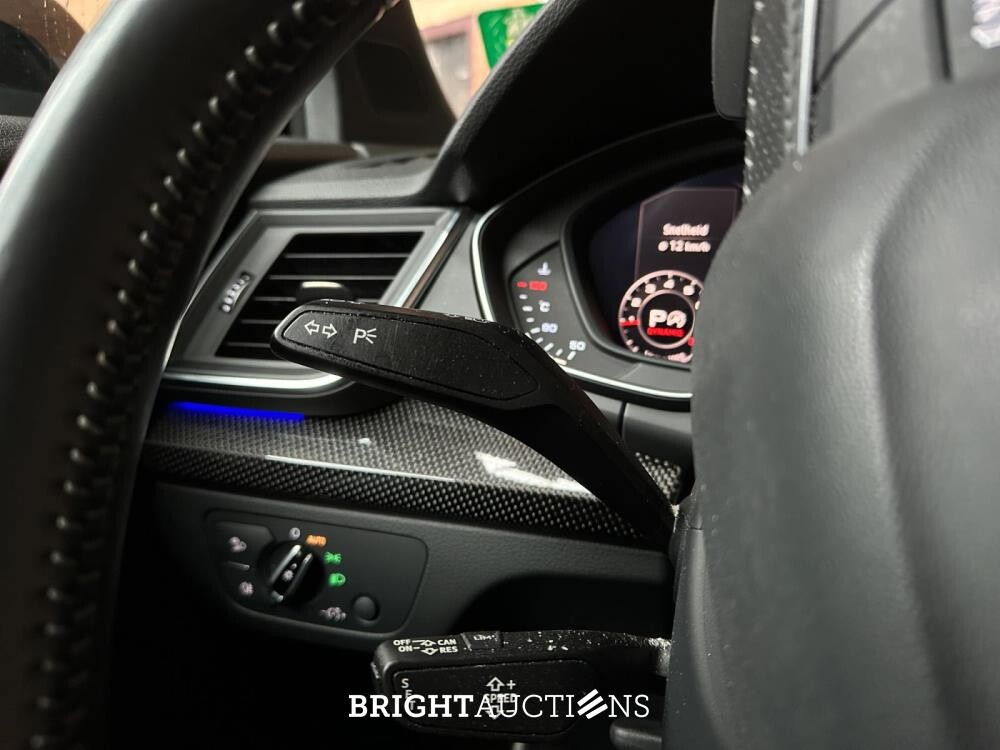 Audi Q5 2.0 TFSI Quattro Sport S Line Black Edition 252pk 2018 (niederländische Ausführung + Erstbesitz), TT-931-B