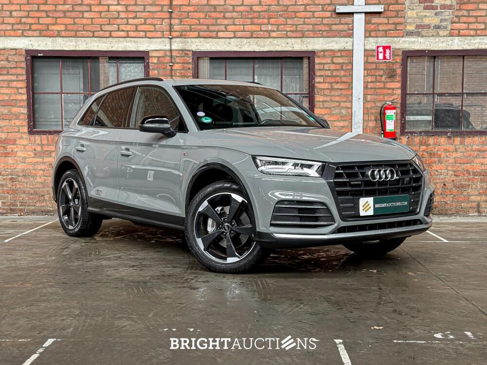 Audi Q5 2.0 TFSI Quattro Sport S Line Black Edition 252pk 2018 (niederländische Ausführung + Erstbesitz), TT-931-B