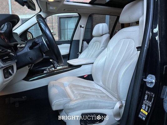 BMW X5 xDrive40e iPerformance High Executive 313pk 2015 F15 (Original-NL) Plug-in-Hybrid, HR-433-V