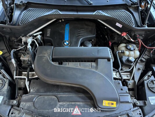 BMW X5 xDrive40e iPerformance High Executive 313pk 2015 F15 (Original-NL) Plug-in-Hybrid, HR-433-V
