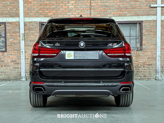 BMW X5 xDrive40e iPerformance High Executive 313pk 2015 F15 (Original-NL) Plug-in-Hybrid, HR-433-V