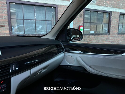 BMW X5 xDrive40e iPerformance High Executive 313pk 2015 F15 (Original-NL) Plug-in-Hybrid, HR-433-V