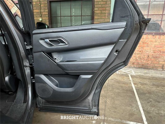 Land Rover Range Rover Velar 2.0 I4 AWD SE 179 pk 2018, T-940-TJ