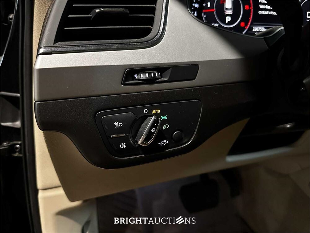 2015 Audi Q7 3.0 TDI V6 Quattro Pro Line+ 7-Sitzer 272 pk, JB-821-S