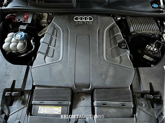 2015 Audi Q7 3.0 TDI V6 Quattro Pro Line+ 7-Sitzer 272 pk, JB-821-S