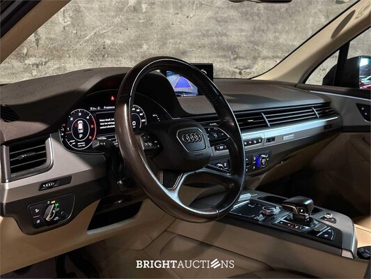 2015 Audi Q7 3.0 TDI V6 Quattro Pro Line+ 7-Sitzer 272 pk, JB-821-S